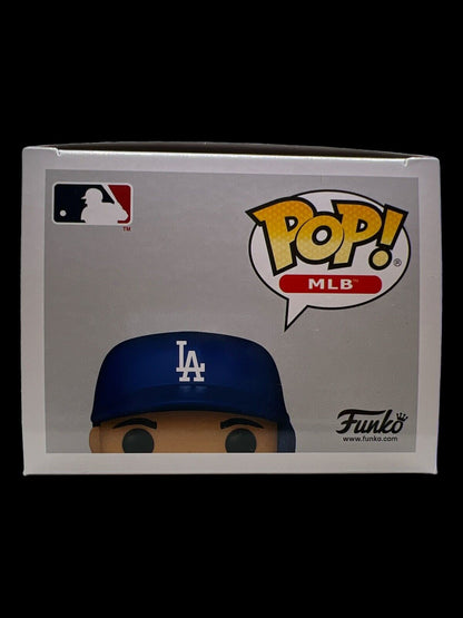 Funko POP! MLB: Dodgers MOOKIE BETTS Home Uniform Figure #74 w/ Pop Protector