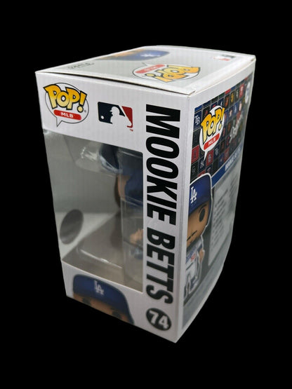 Funko POP! MLB: Dodgers MOOKIE BETTS Home Uniform Figure #74 w/ Pop Protector